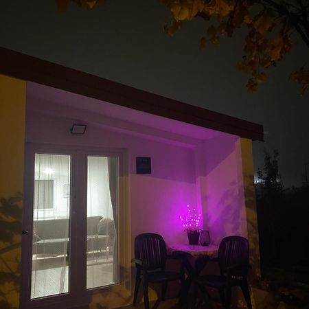 Studio Apartment Adrijana Zagreb Exteriör bild