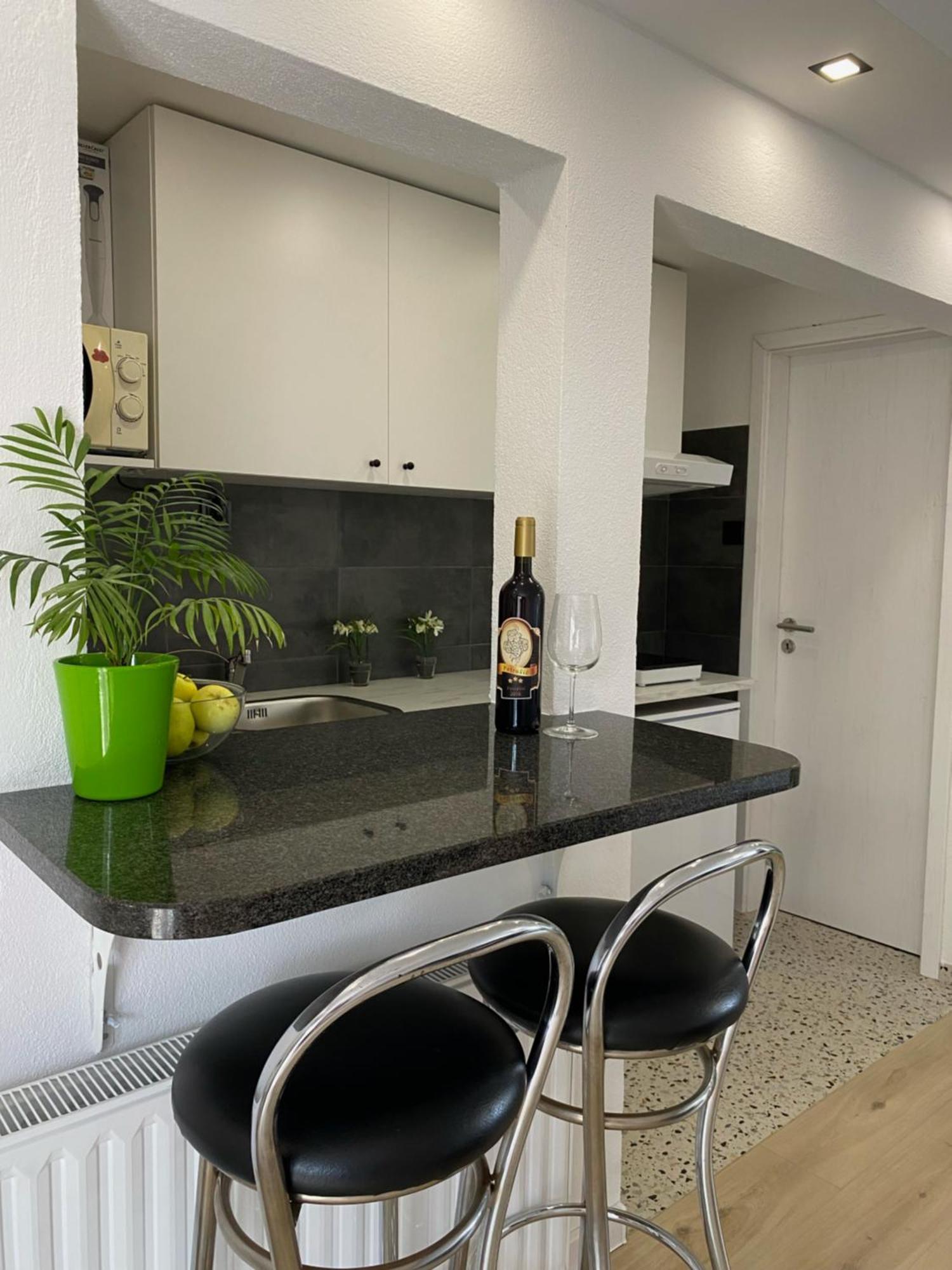 Studio Apartment Adrijana Zagreb Exteriör bild