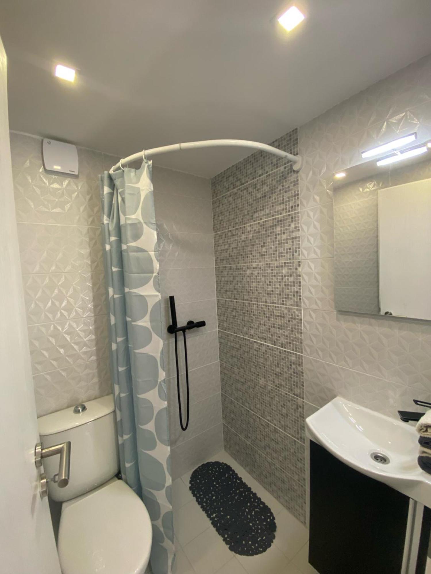 Studio Apartment Adrijana Zagreb Exteriör bild